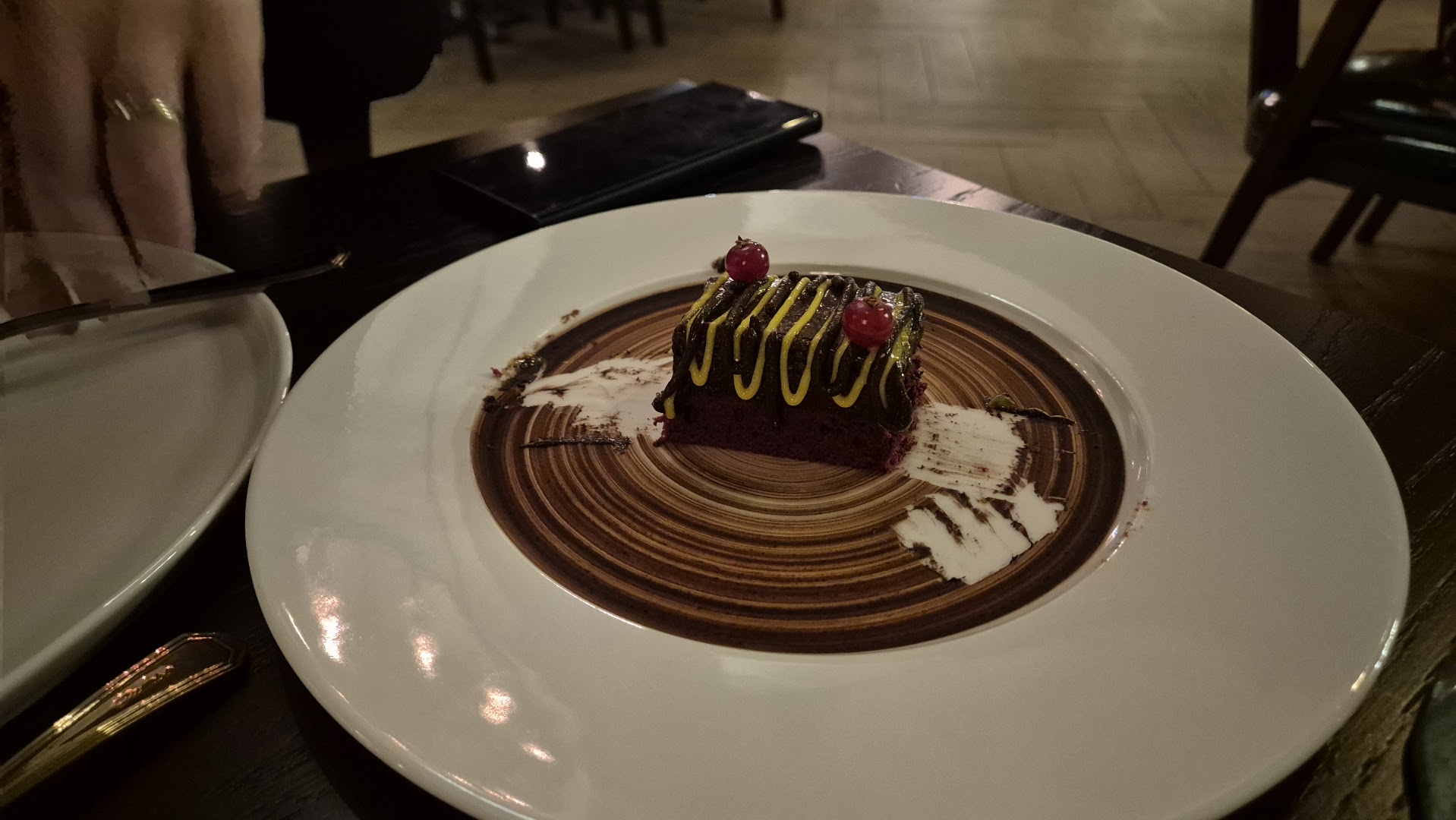 OSY Restaurant: appetizing photo of plated dessert