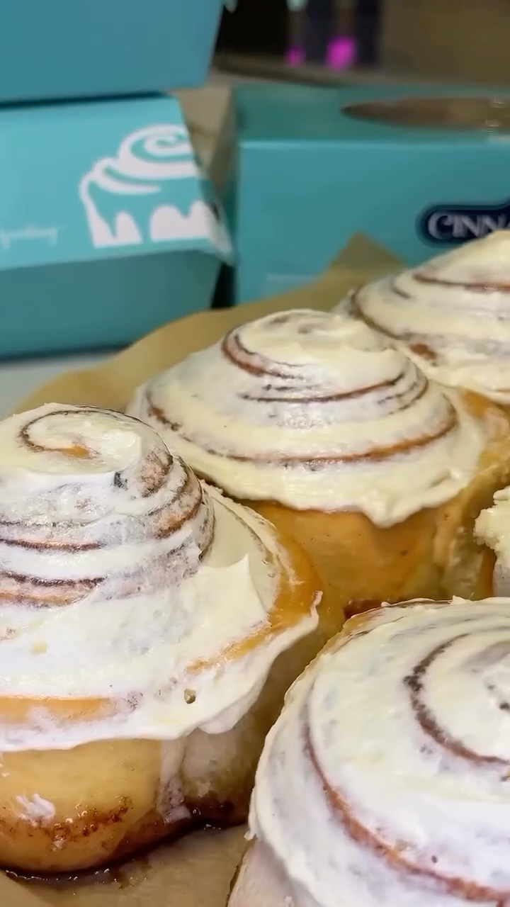 Cinnamom: appetizing photo of food products