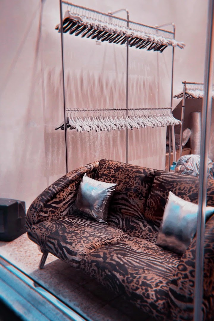 Haz Vintage: shop interior and atmosphere