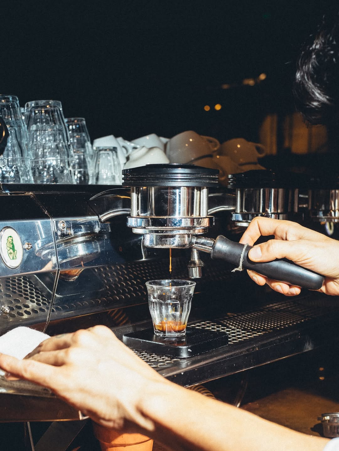 Petra Roasting Co.: high quality professional coffee preparation