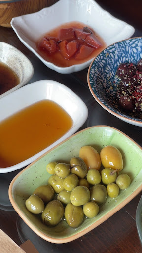 Privato: appetizing photo of breakfast food