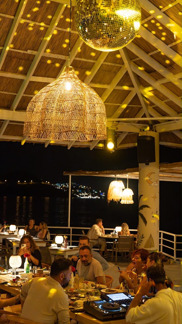 Turshu Kaş: inviting atmosphere and professional quality