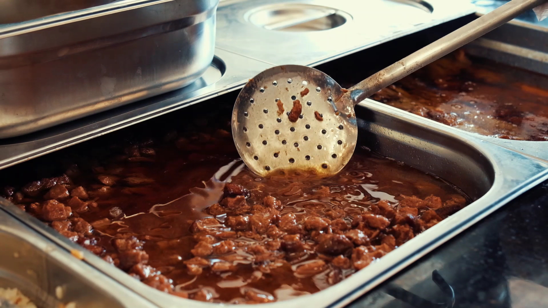 Maruf Türbeönü Lokantası: appetizing photo of restaurant food