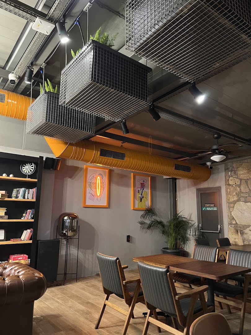 Gloria Jean's Coffees Marmaris Marina: clear photo of venue interior