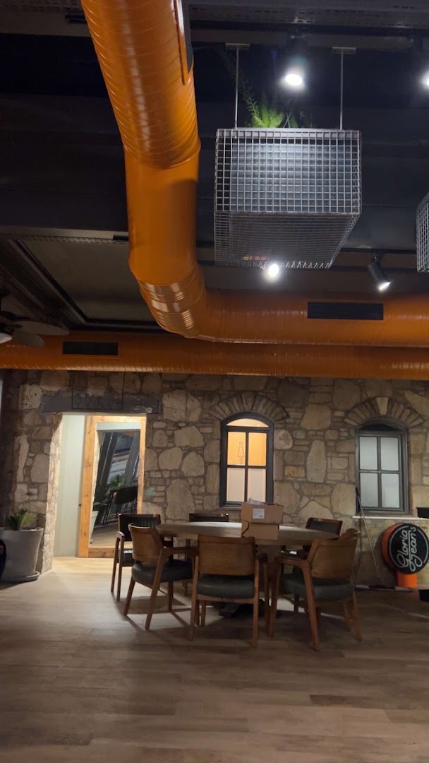 Gloria Jean's Coffees Marmaris Marina: clear shot of venue interior