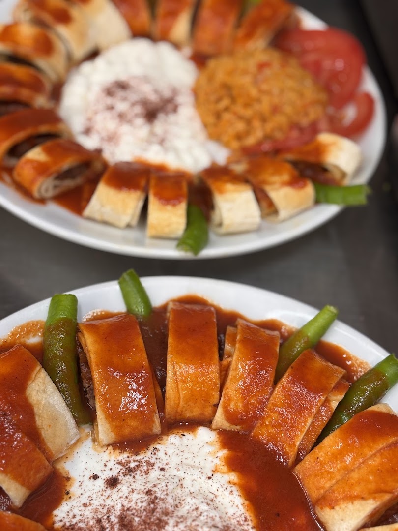 Uzunsokak Ocakbaşı: appetizing photo of restaurant food