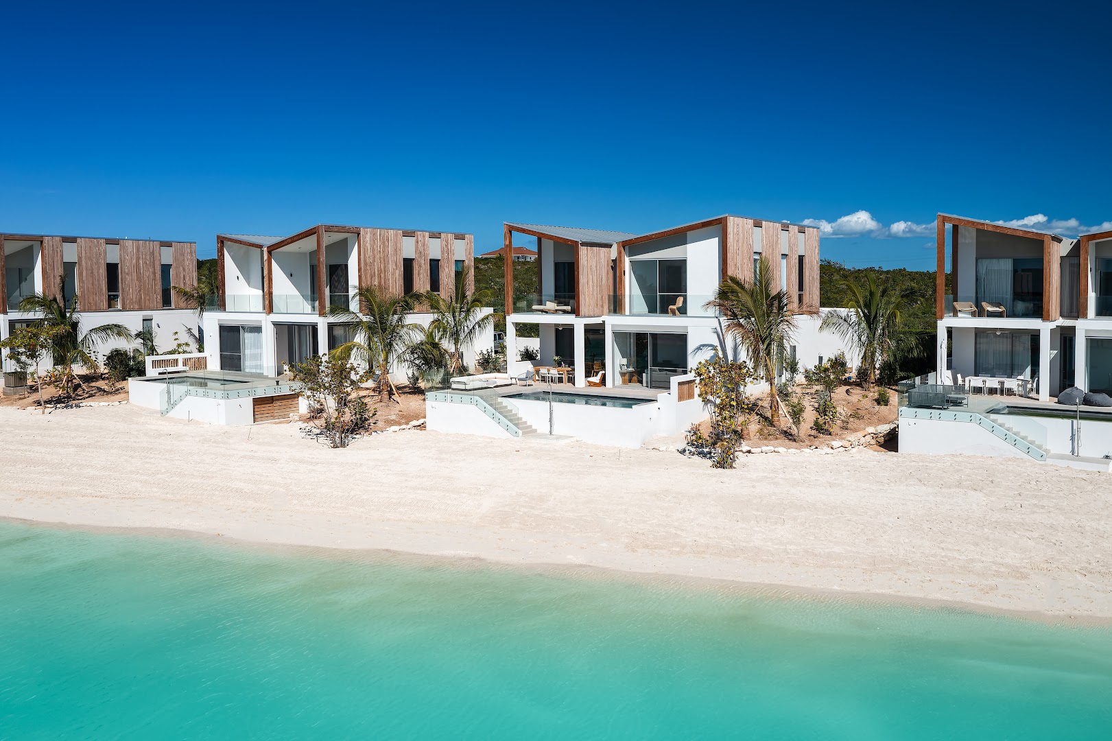 South Bank Resort: high quality resort exterior view
