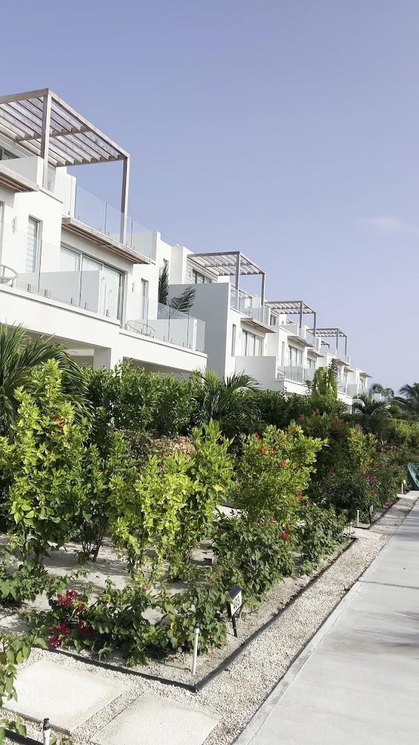 The Park at Grace Bay: high quality exterior hotel shot