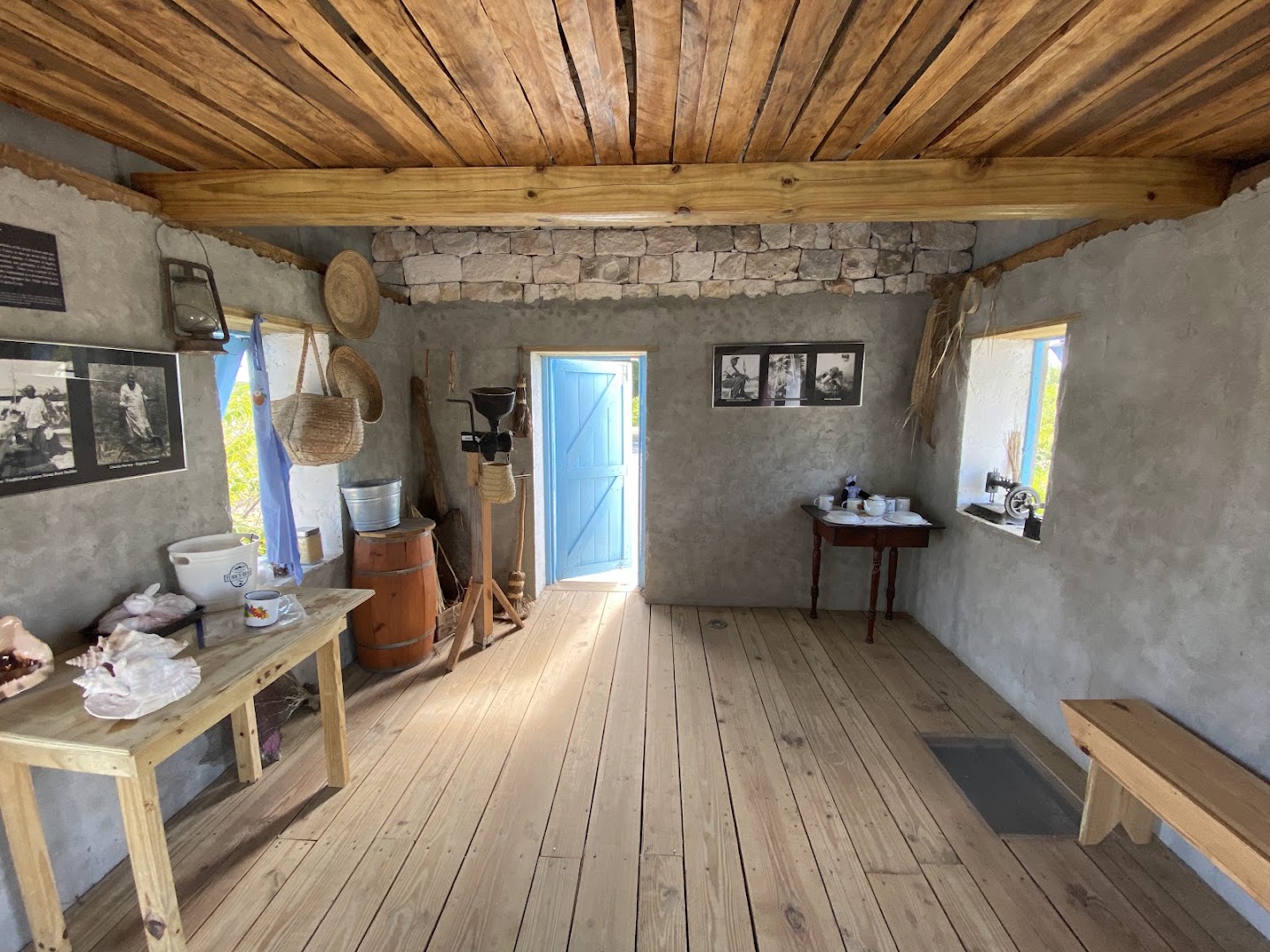Turks and Caicos National Museum (Providenciales): clear view of museum exhibit