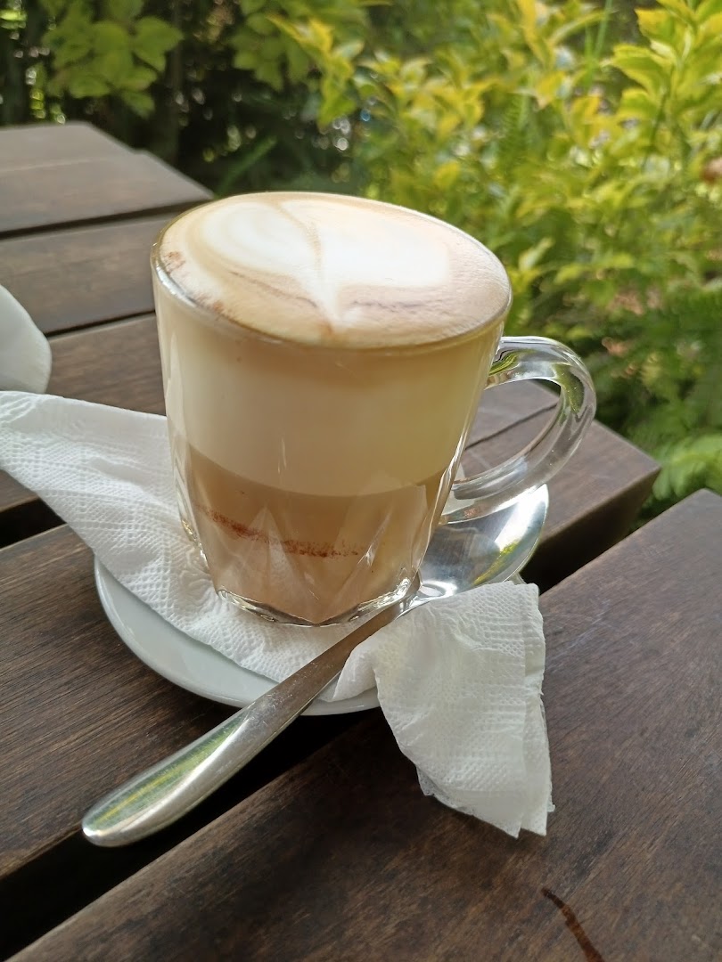 Everybody's Kitchen (EBK): appetizing photo of coffee drink