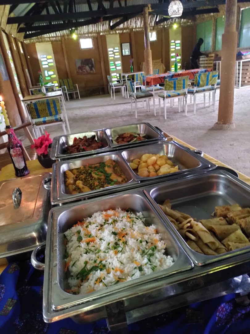 Gaia Eco Hub: clear photo of buffet food