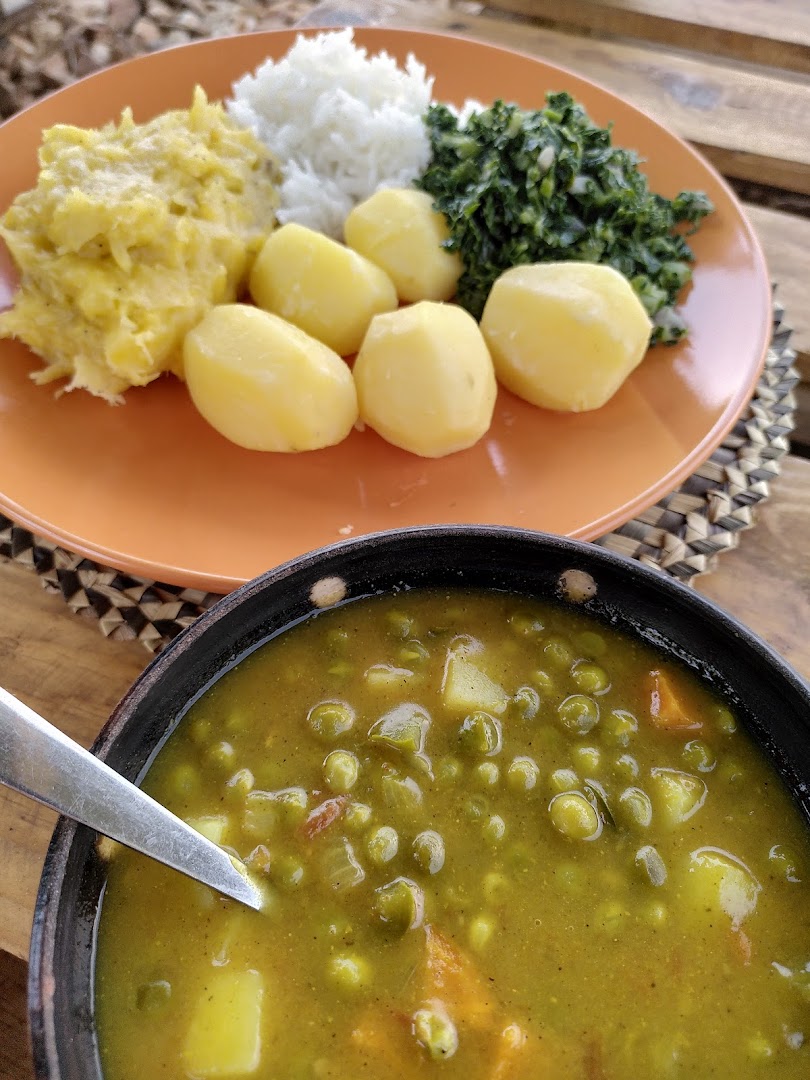 Gaia Eco Hub: appetizing photo of served food