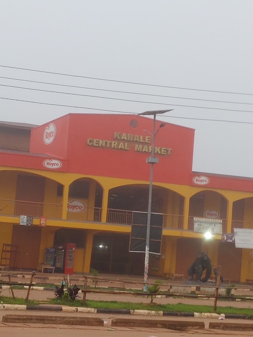 Kabale Central Market: clear photo of the storefront