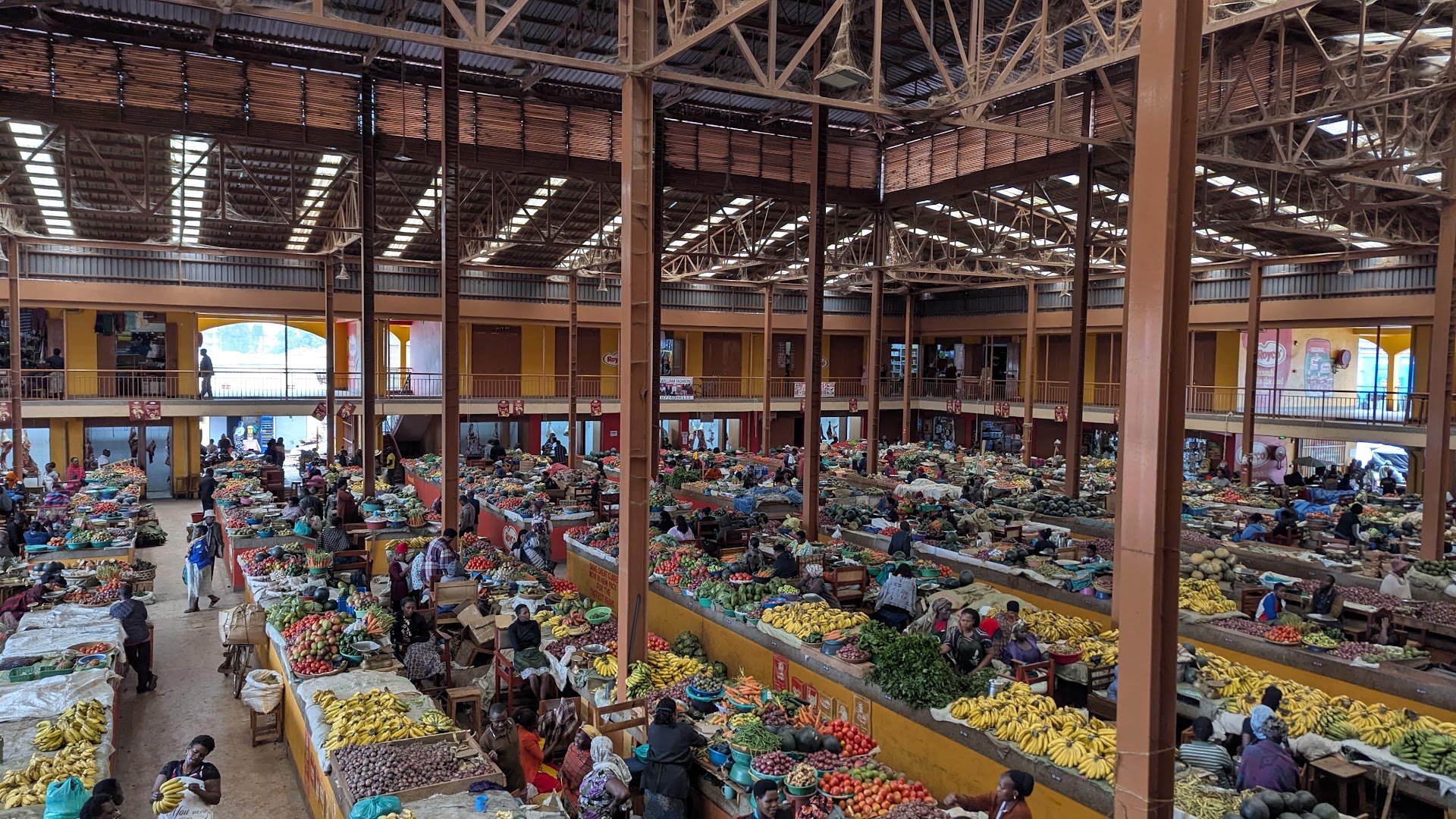 Kabale Central Market: clear overview of market interior