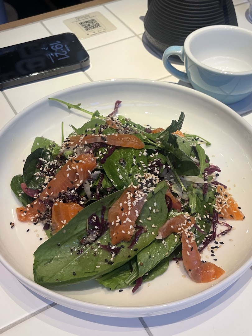 Deinde: appetizing food photo