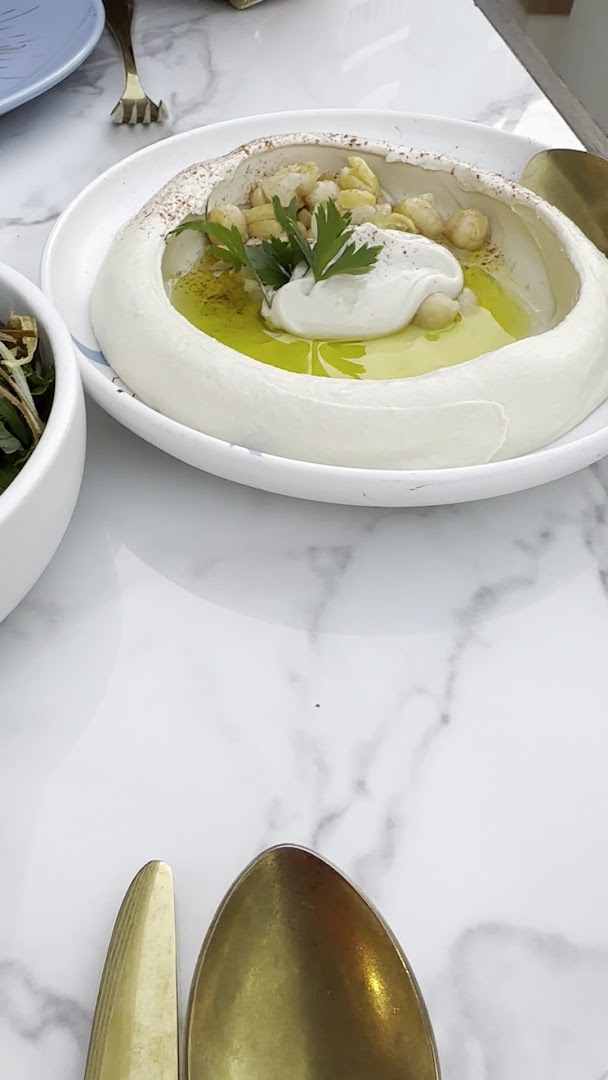 Amara Restaurant & Cafe: appetizing food photography