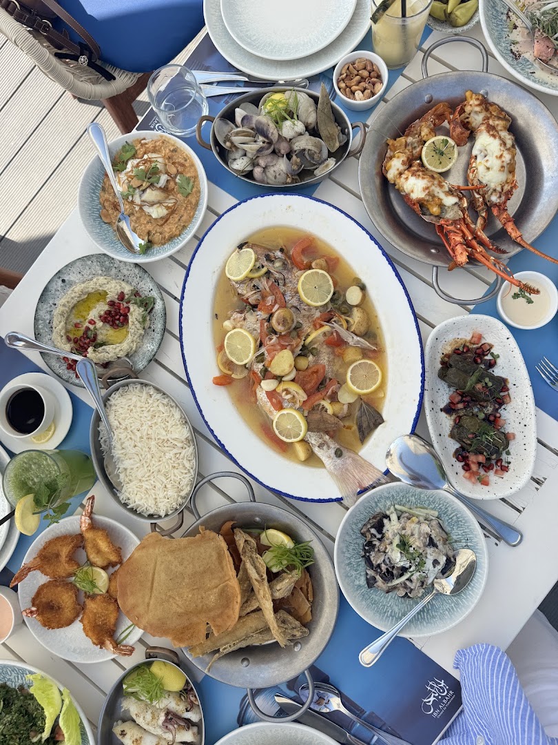 Ibn AlBahr: appetizing, high-quality food spread photo