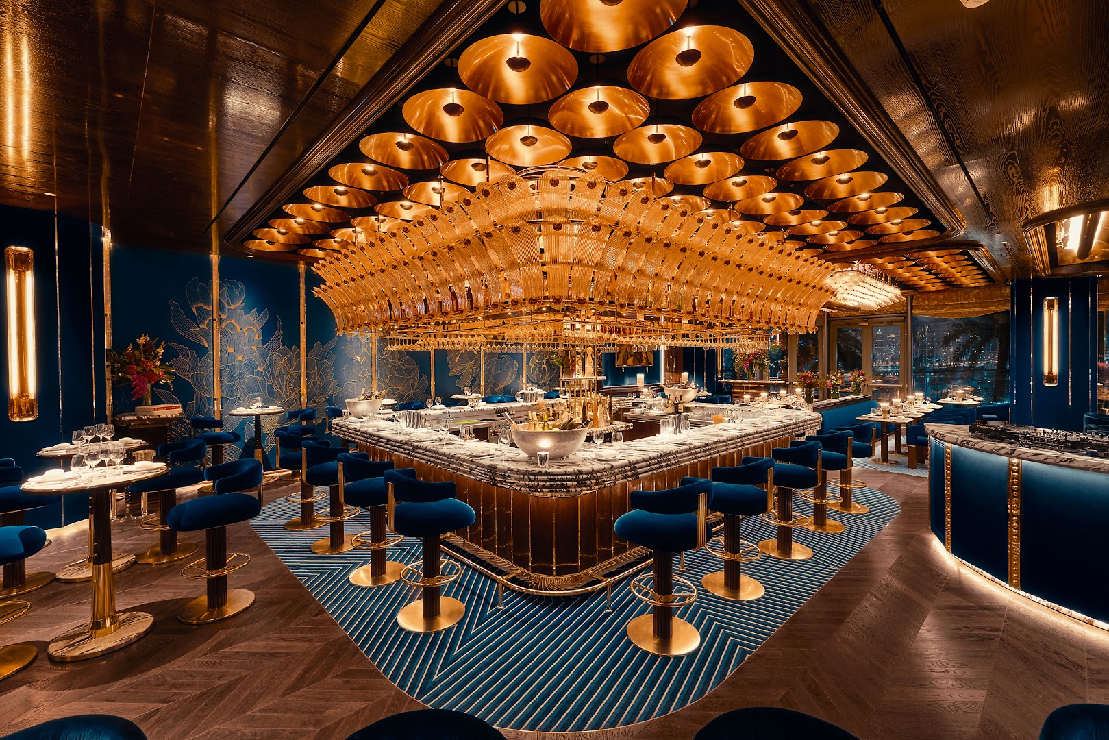Isabel Mayfair: high quality interior atmosphere shot