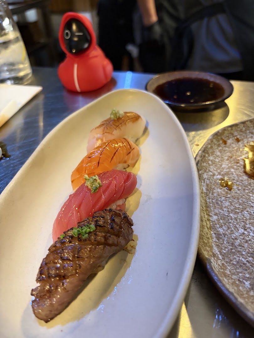 Kokoro Hand Roll Bar: appetizing photo of sushi platter