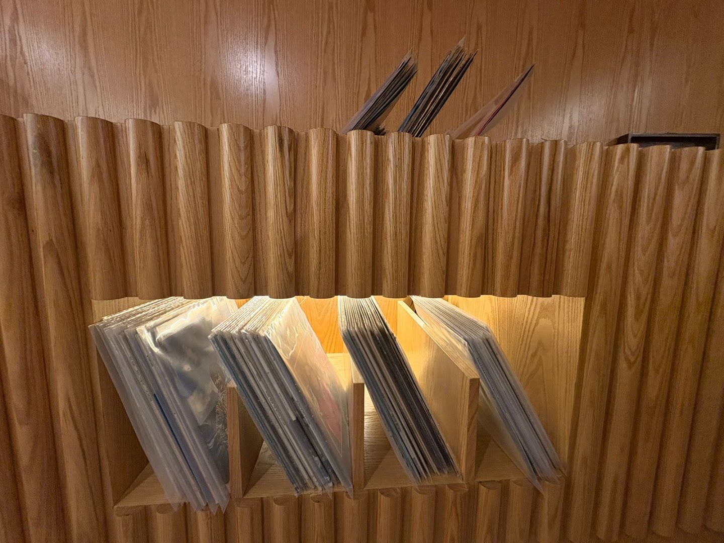 Peninsula Records: attractive display of vinyl records