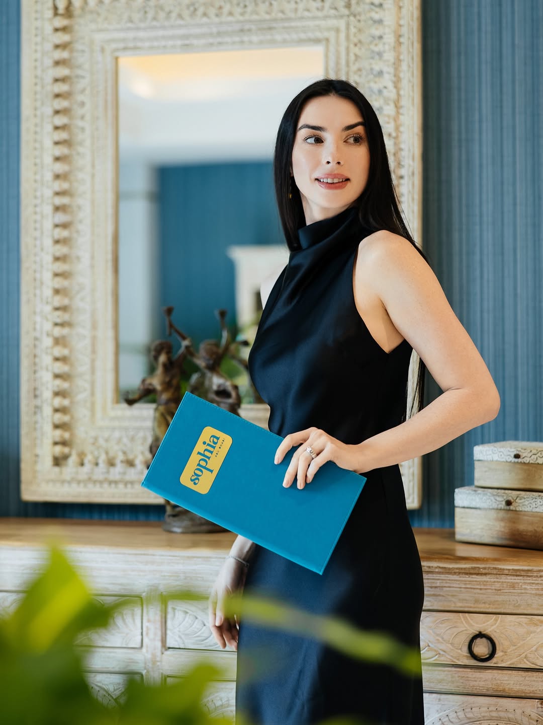 Sophia Abu Dhabi: professional photo of restaurant staff