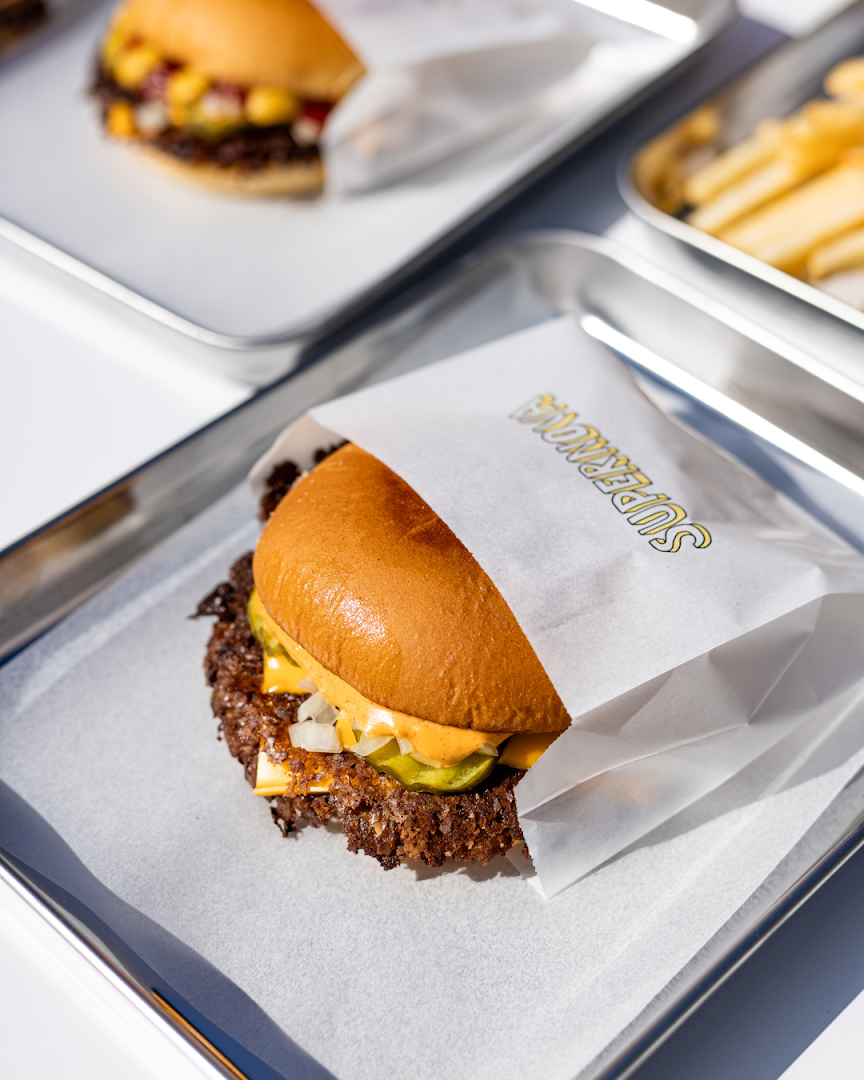 Supernova: professional, high-quality food photography