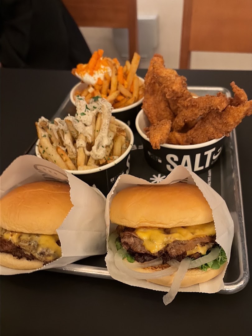SALT: appetizing photo of bar food
