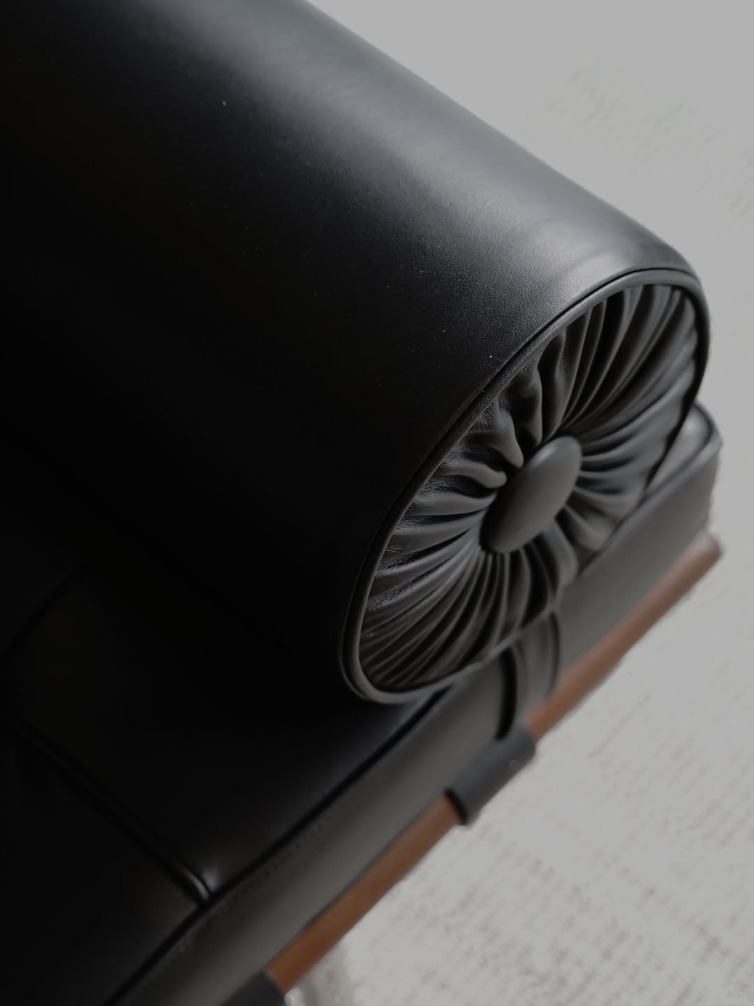 Assembly Vintage: high quality product detail shot