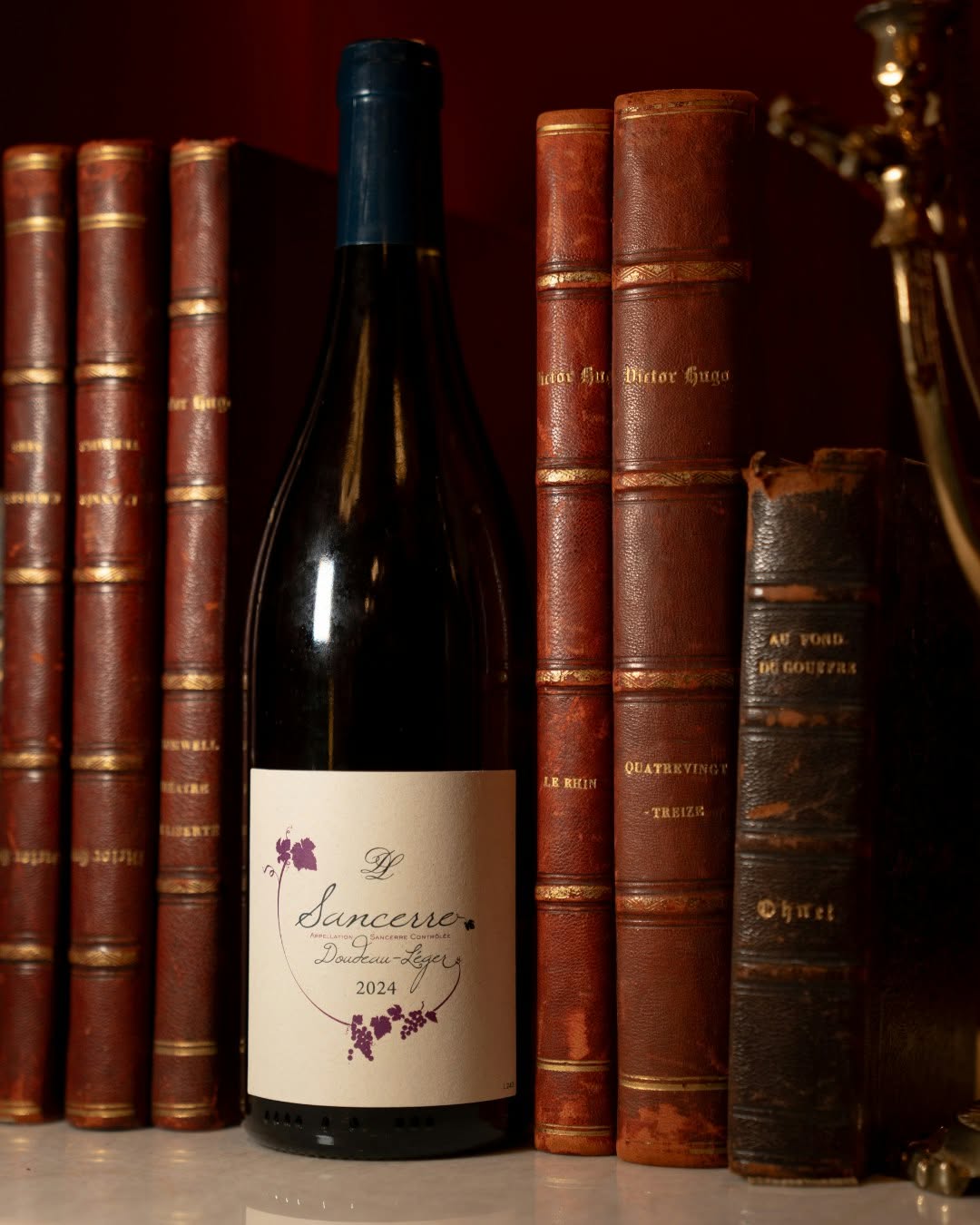 CQ French Brasserie: professional and atmospheric wine photo