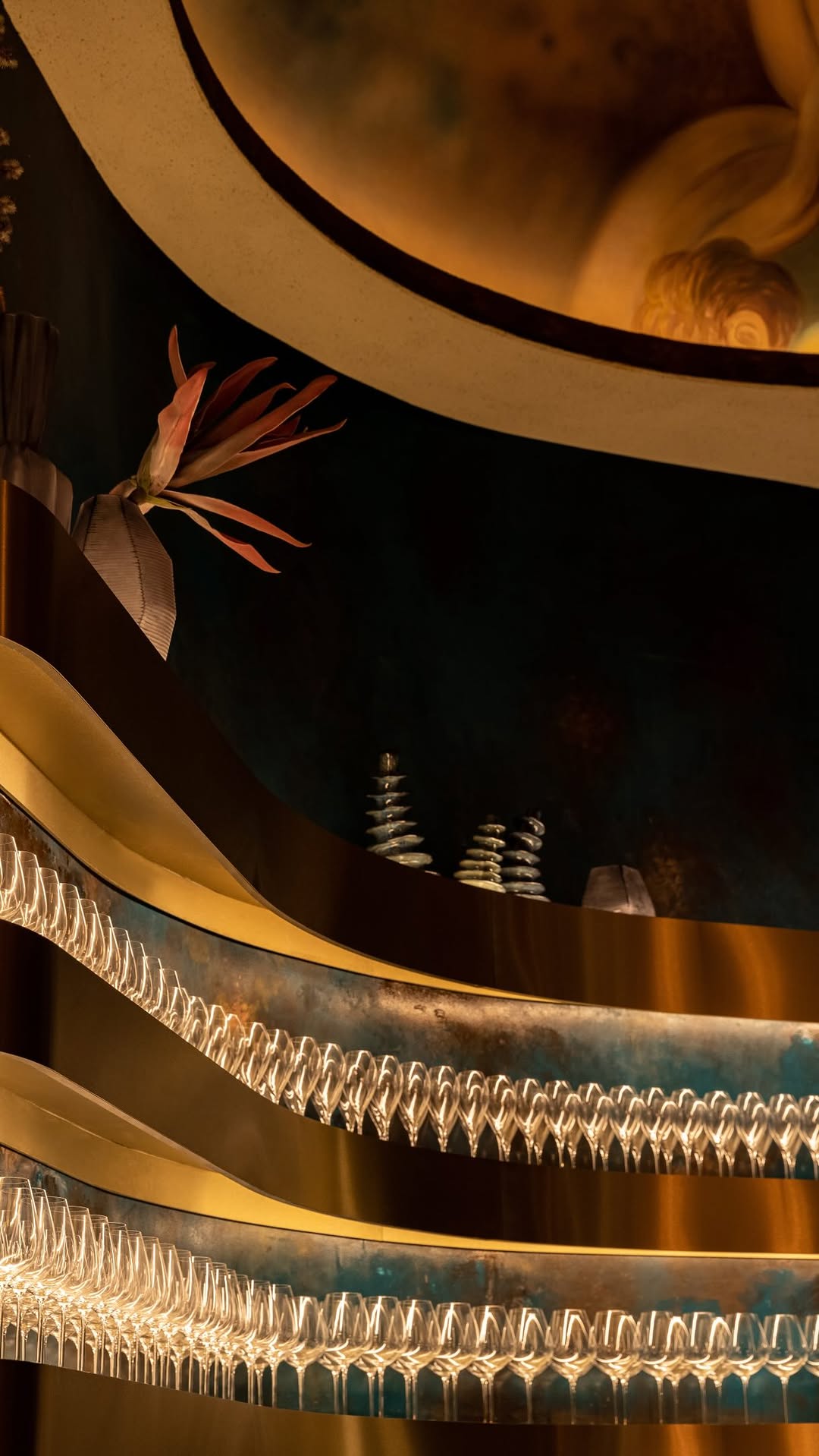 Fuoco: high quality atmospheric interior shot
