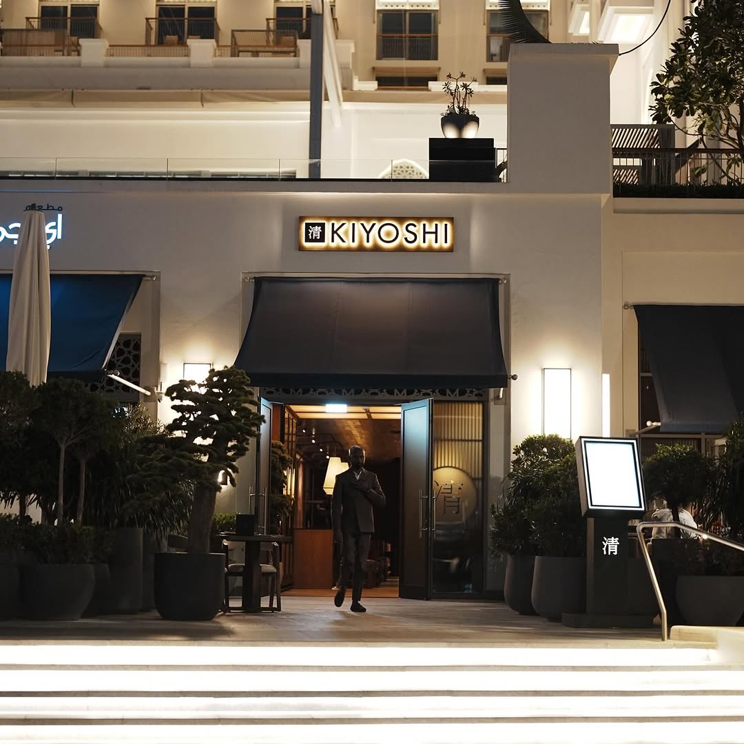 Kiyoshi: professional exterior shot of venue