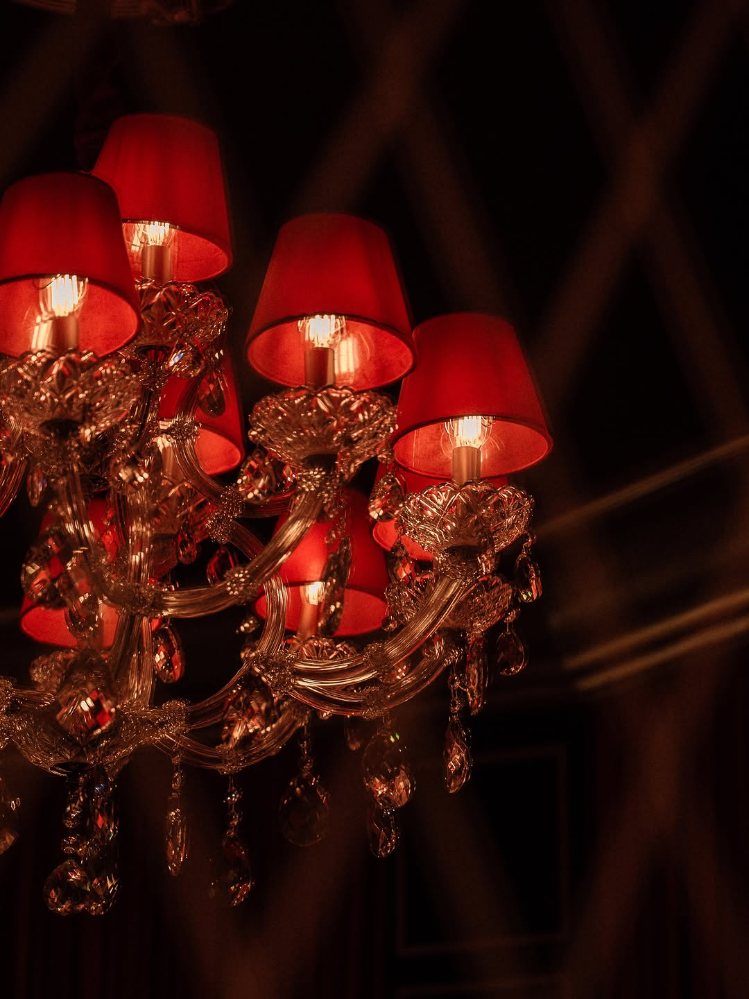 Le Piaf: atmospheric and high-quality interior shot