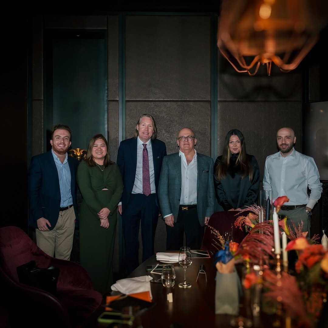 Luxuria: professional photo of venue staff