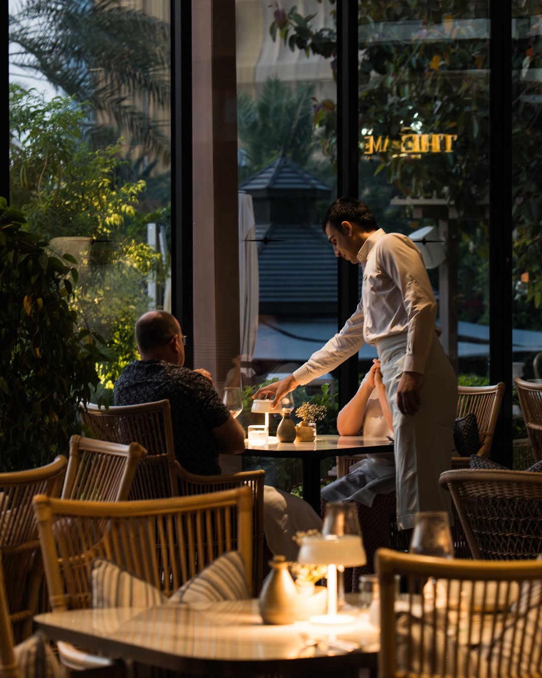 The Beam: professional atmosphere and service shot