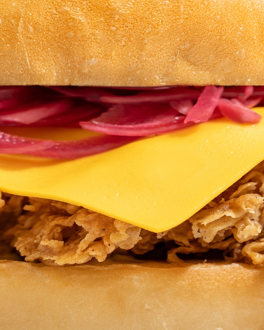 GOAT Burger Fujairah: high quality appetizing food photography