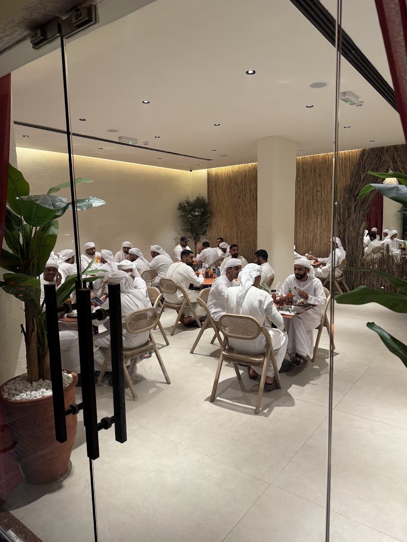 ORO Pizzeria: inviting restaurant atmosphere