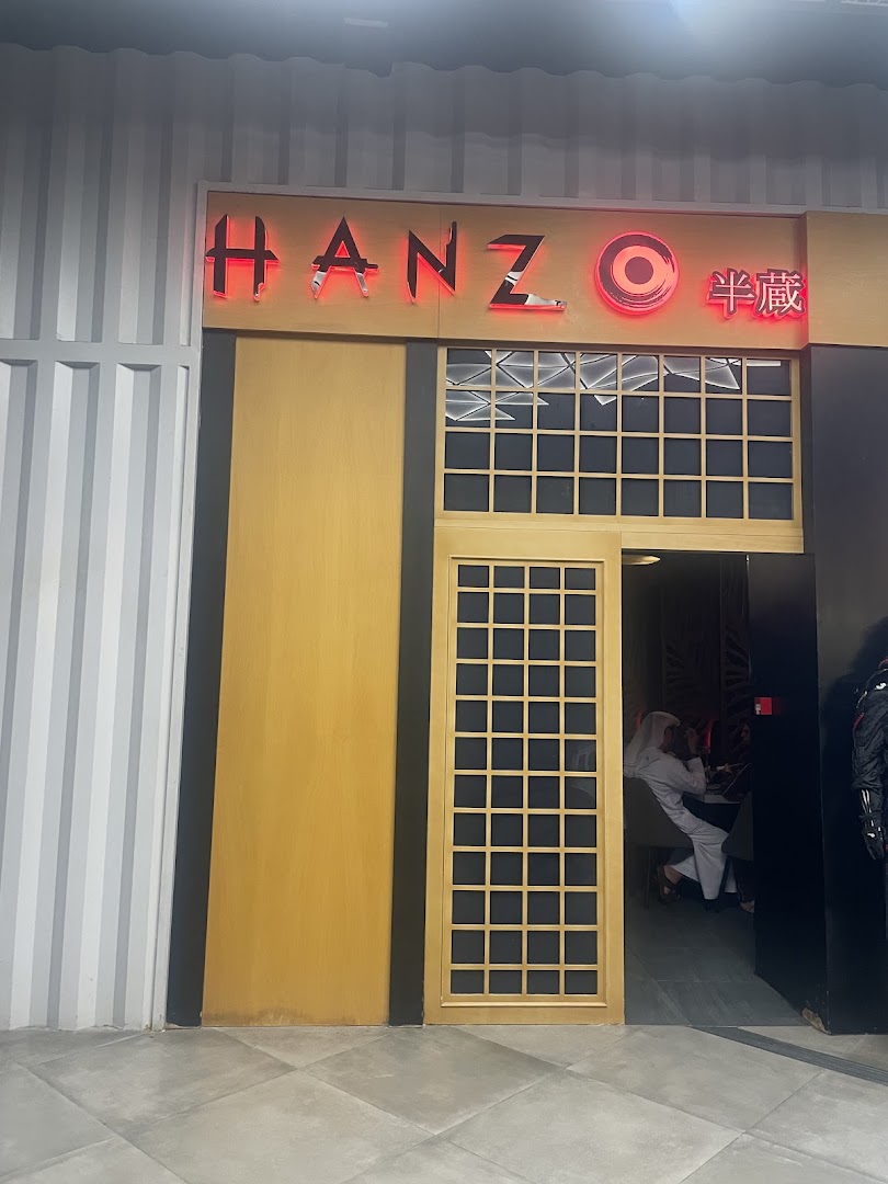 Hanzo: clear photo of restaurant exterior