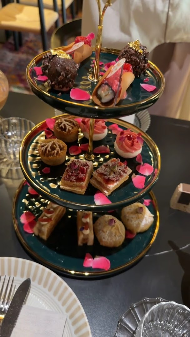 Bait Elowal: appetizing photo of restaurant food
