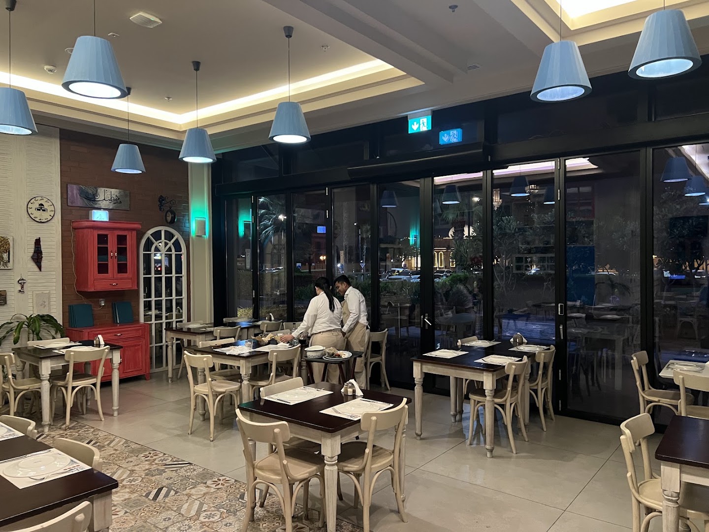 Bait Maryam: clear, inviting restaurant interior shot