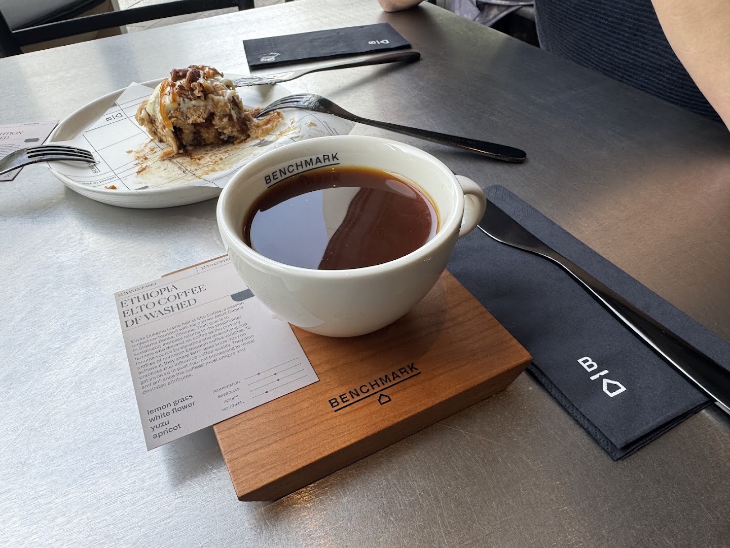Benchmark Coffee: appealing coffee and food presentation