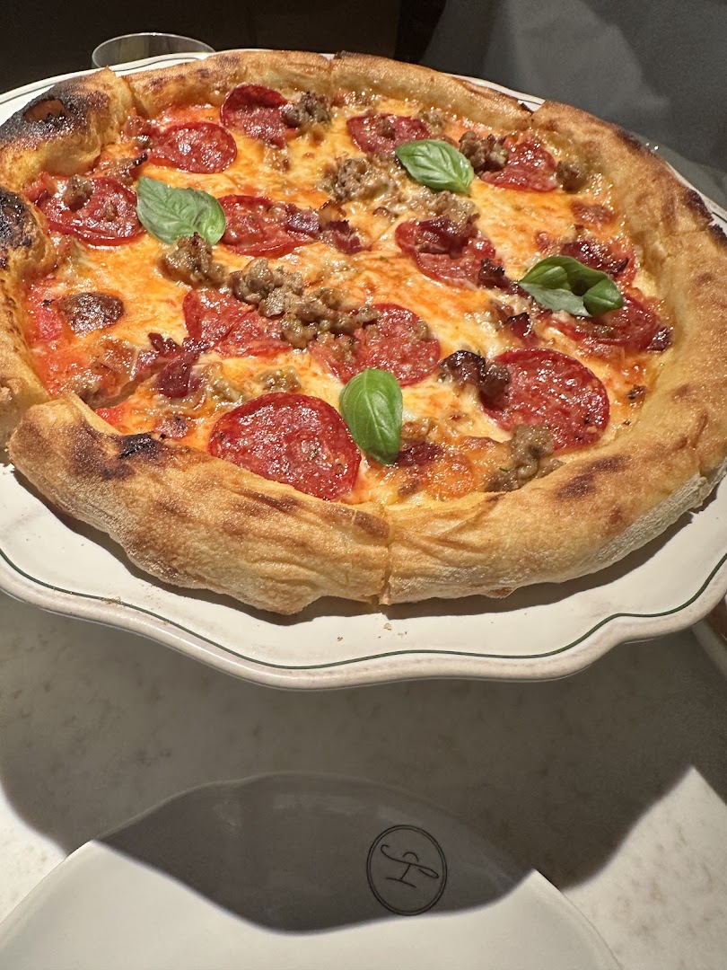 Isabella's Italian Street Kitchen: appetizing, high-quality food photography