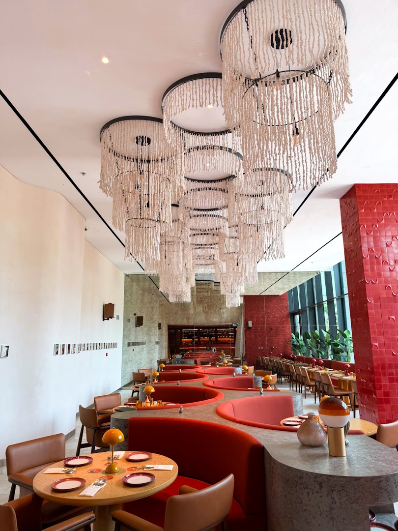 Murmur: high quality interior atmosphere shot
