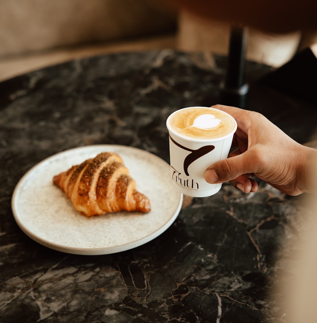 Truth Specialty Coffee: high quality, professional food photography