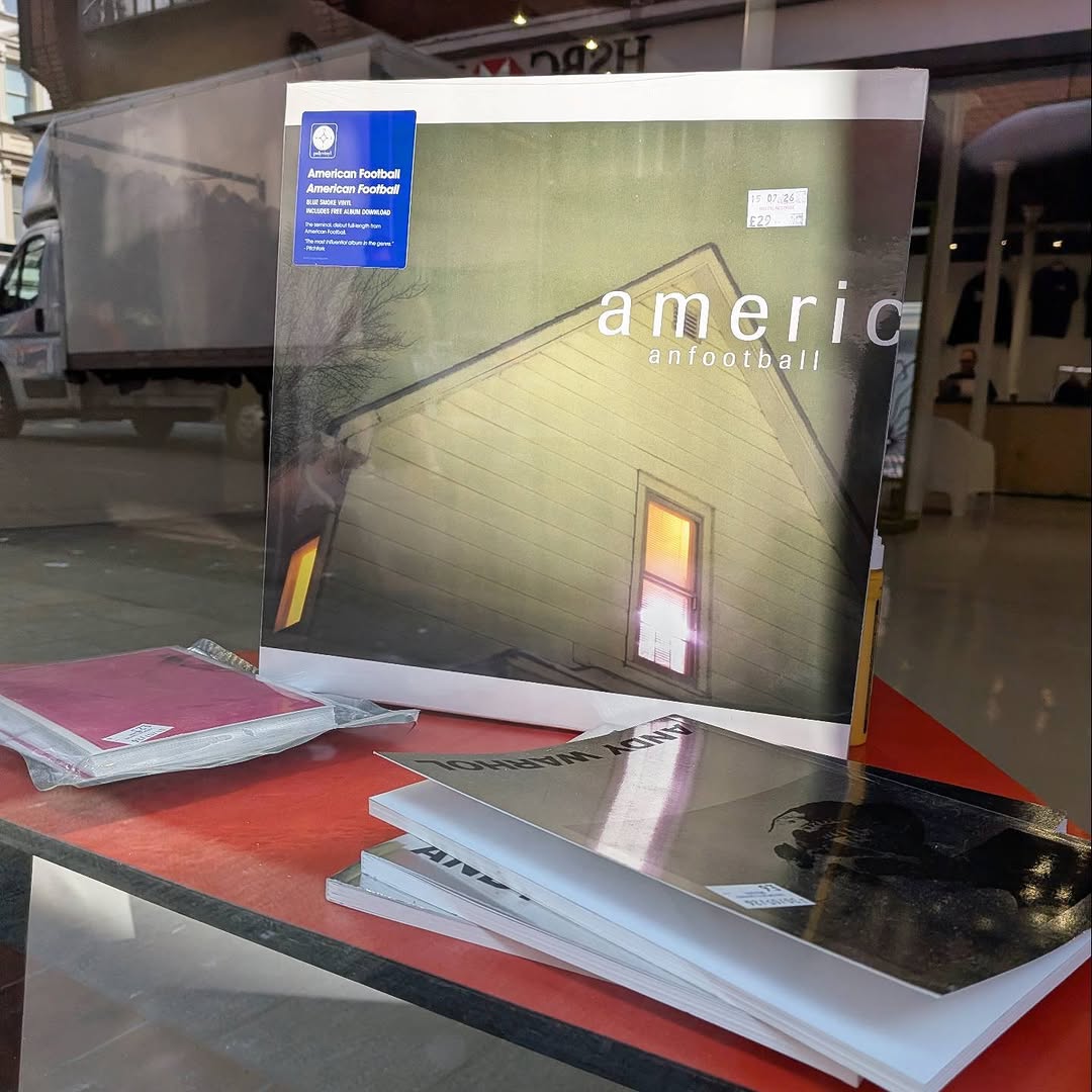 Hectic Records: clear display of shop products