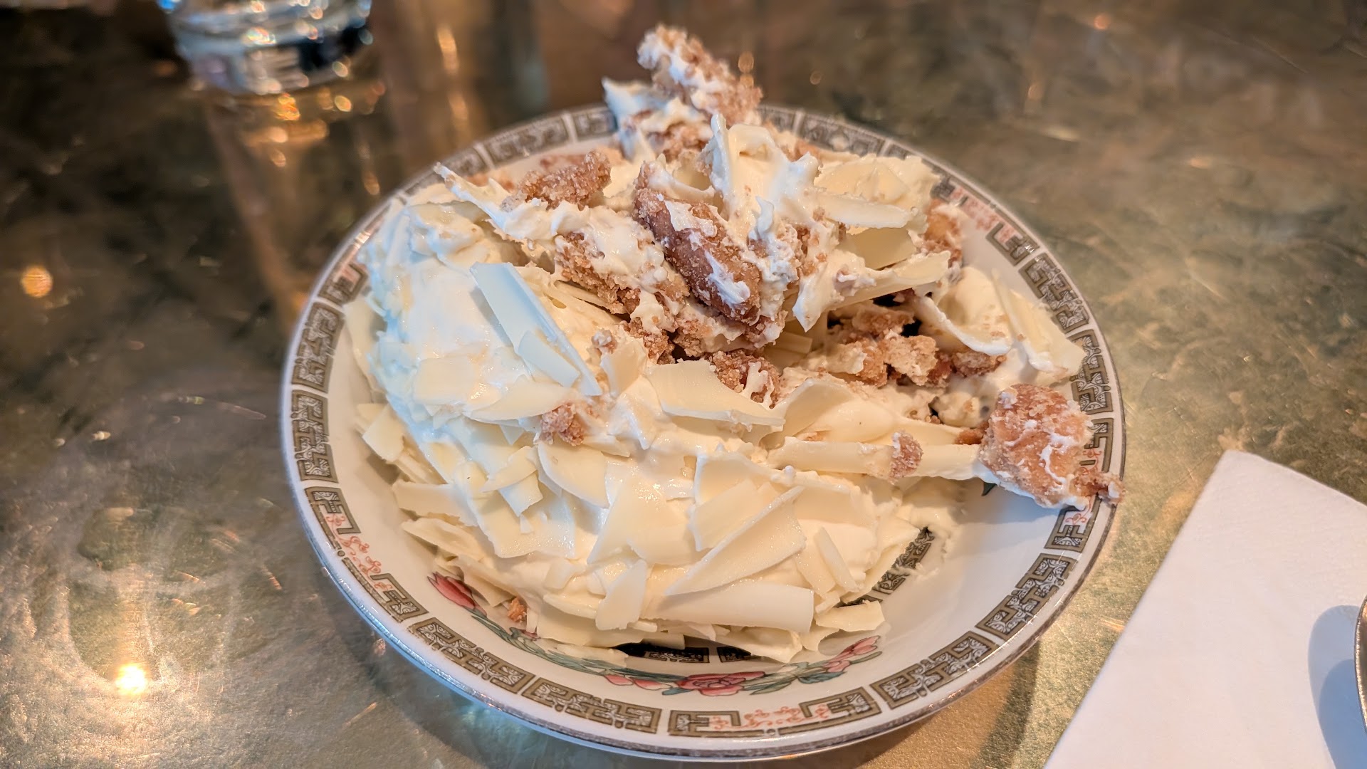 Blacklock: appetizing photo of restaurant dessert