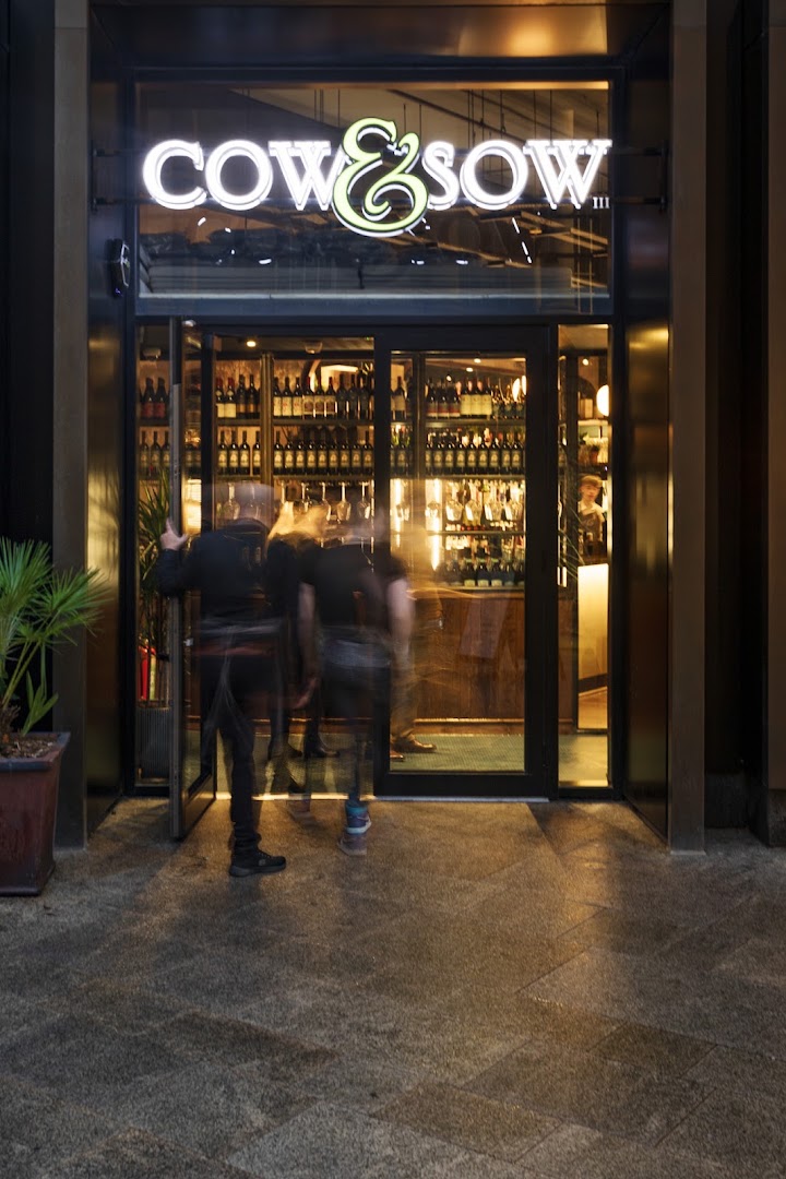 Cow & Sow: inviting exterior shot of restaurant