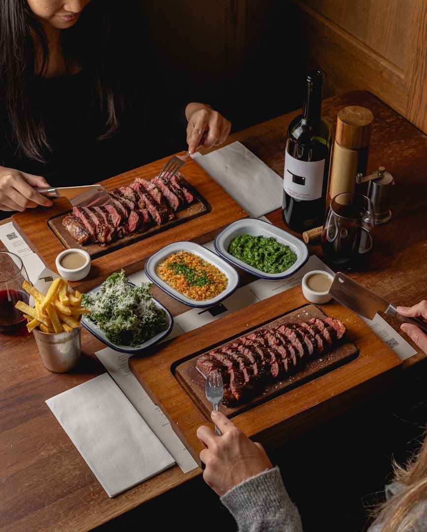 Flat Iron: high quality, appetizing food photography