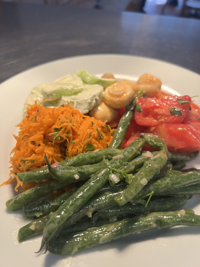 Franc: appetizing photo of fresh food