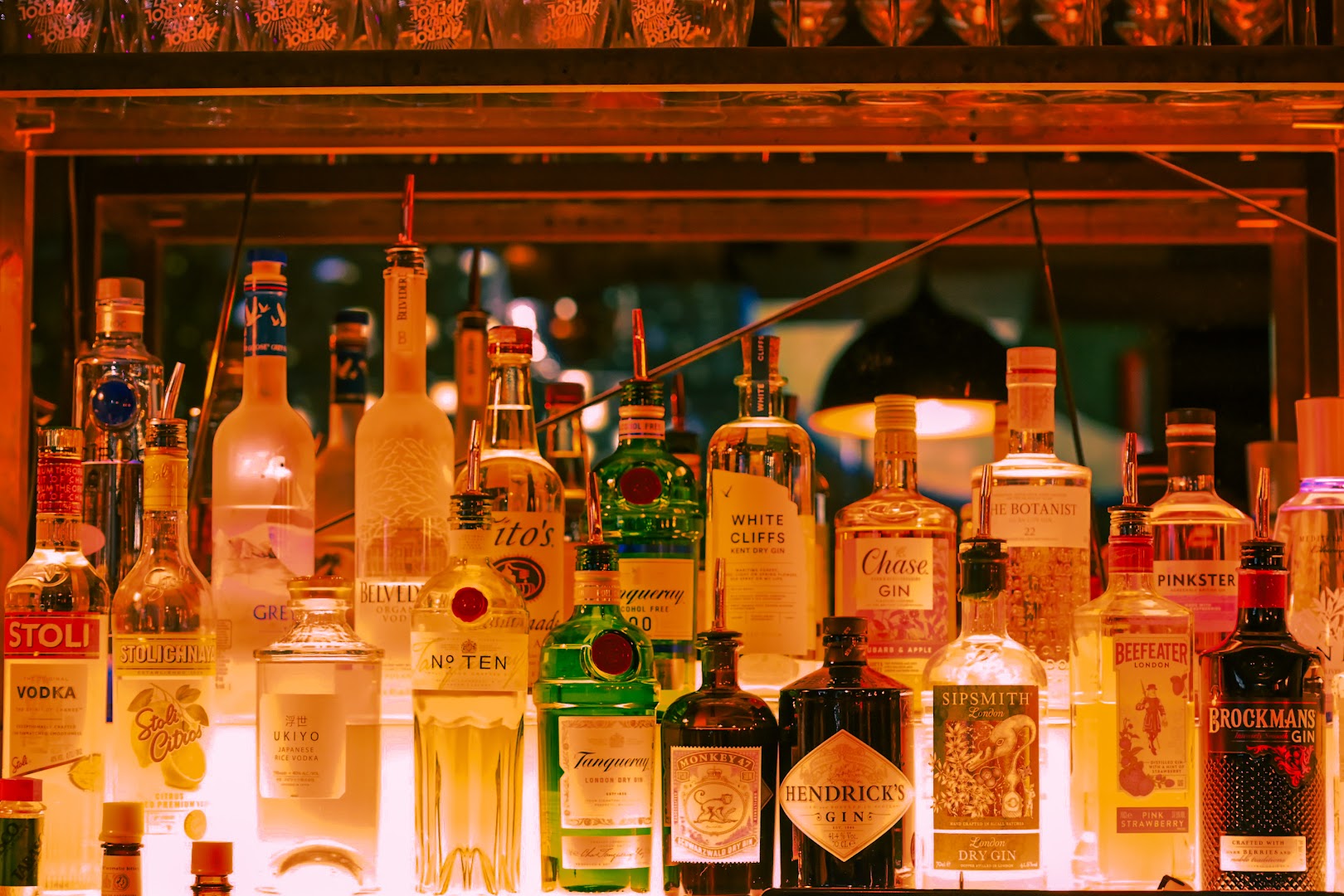 The John: high quality bar display photo