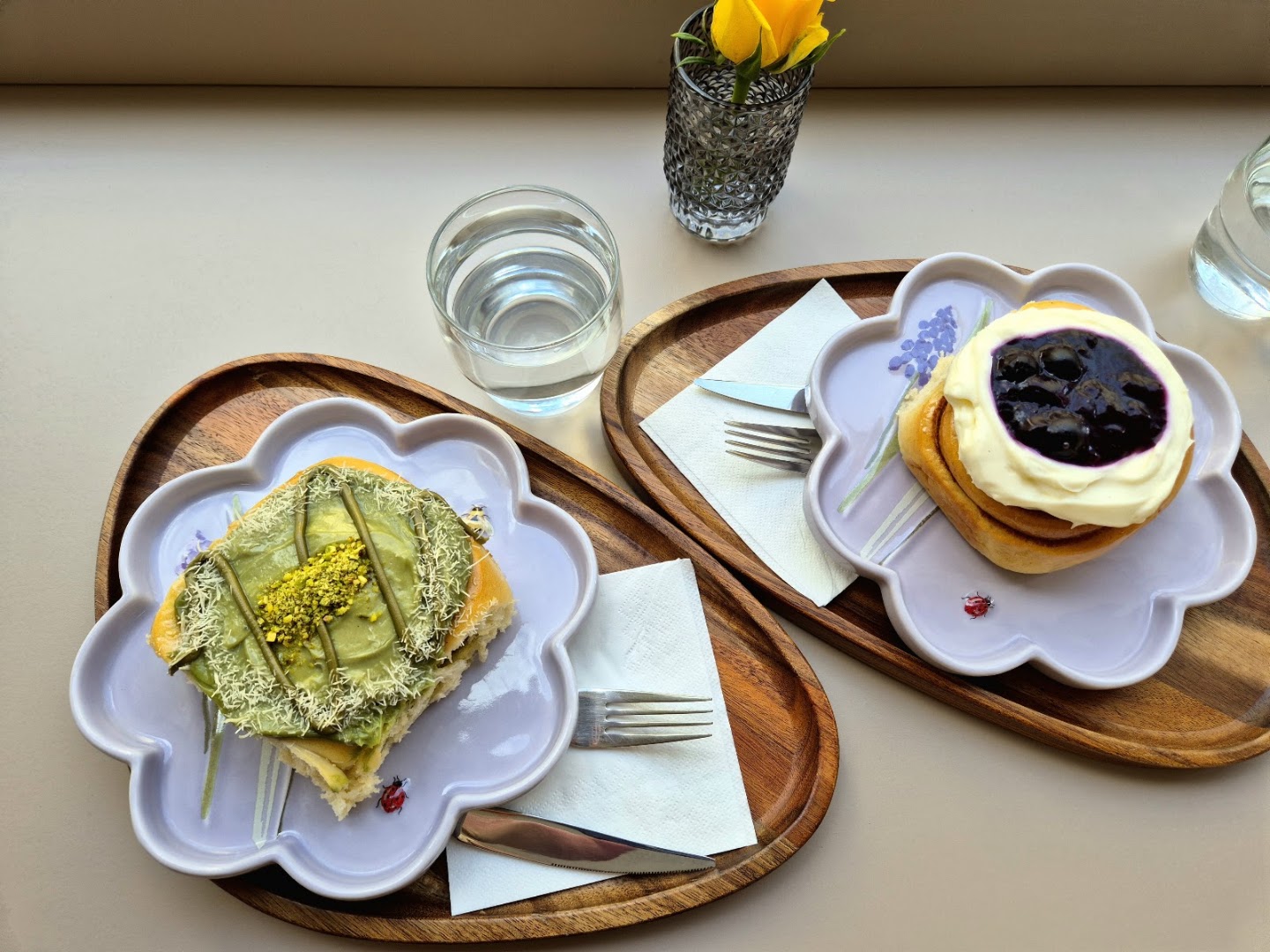 CinnAmore: appetizing, high-quality food photography